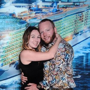 Meet your Posher, Whitney